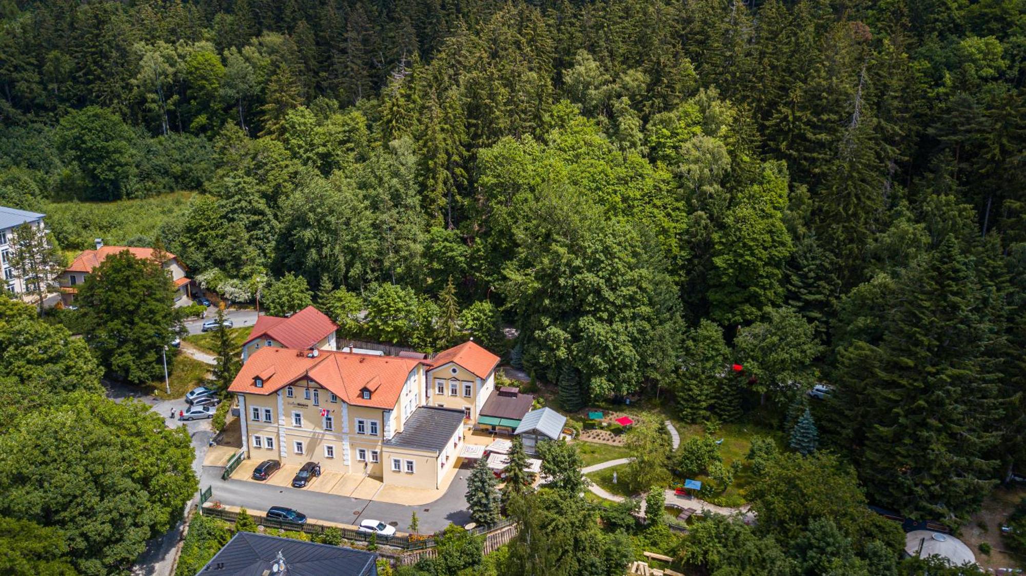 Boutique Hotel Swisshouse Mariánské Lázně Kültér fotó