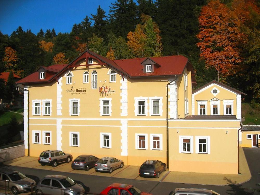 Boutique Hotel Swisshouse Mariánské Lázně Kültér fotó