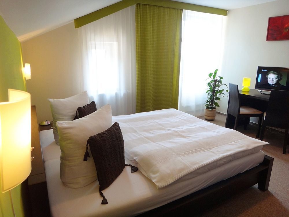 Boutique Hotel Swisshouse Mariánské Lázně Kültér fotó