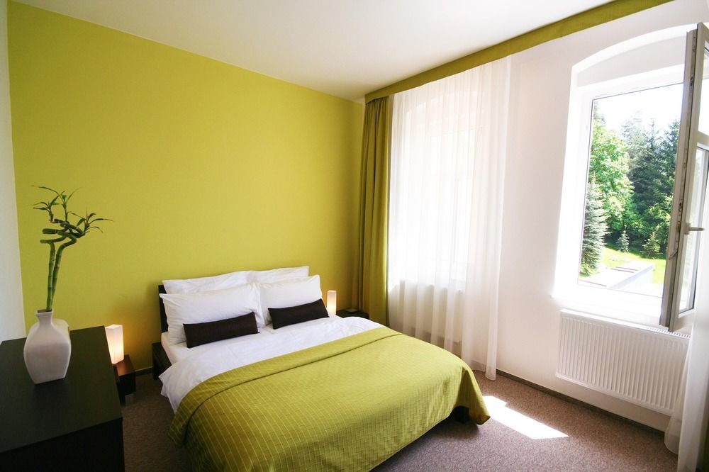 Boutique Hotel Swisshouse Mariánské Lázně Kültér fotó
