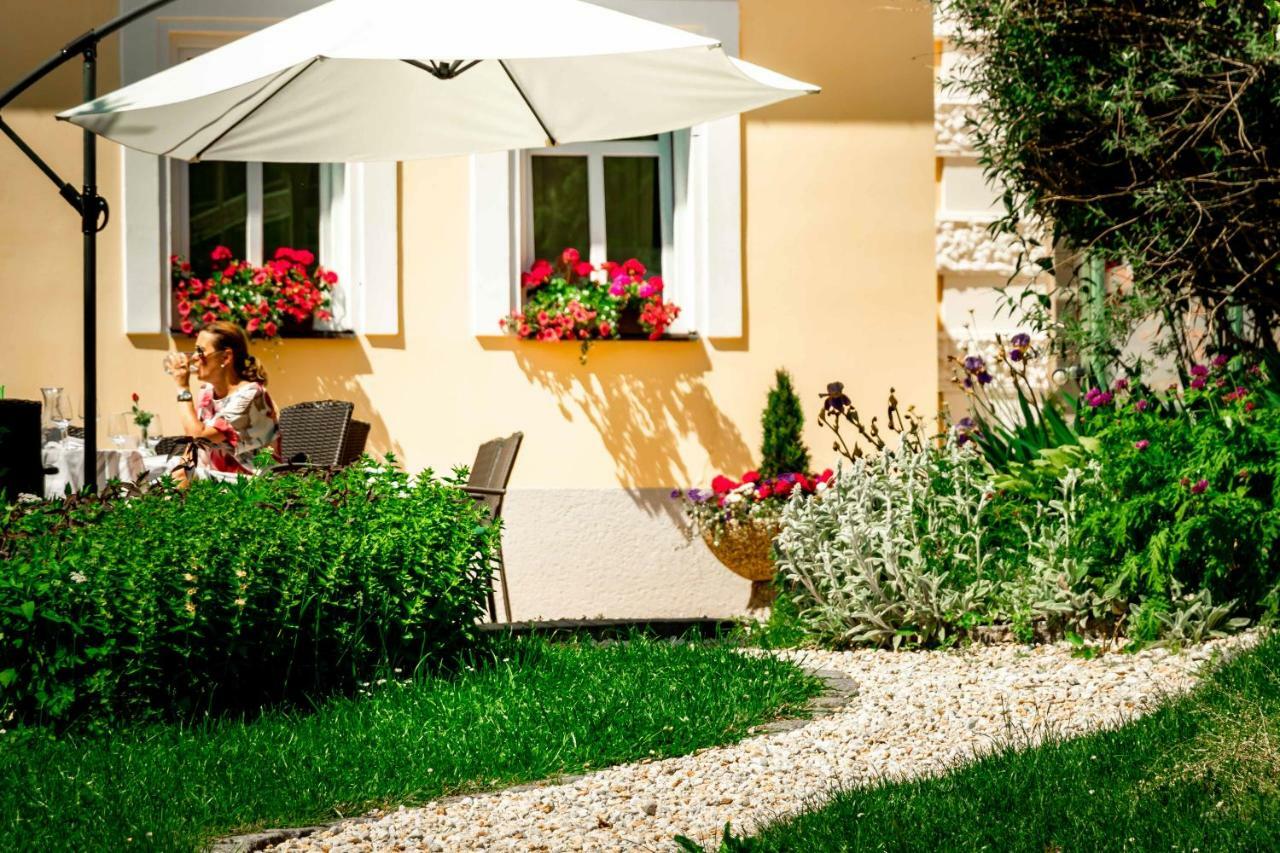 Boutique Hotel Swisshouse Mariánské Lázně Kültér fotó
